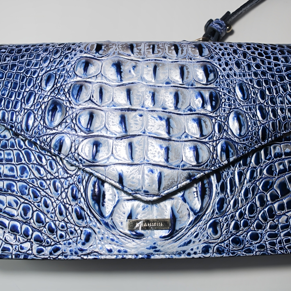 ✨New Brahmin Coastal Blue Collection Wendy Crossbody Bag Genuine Leather Durable